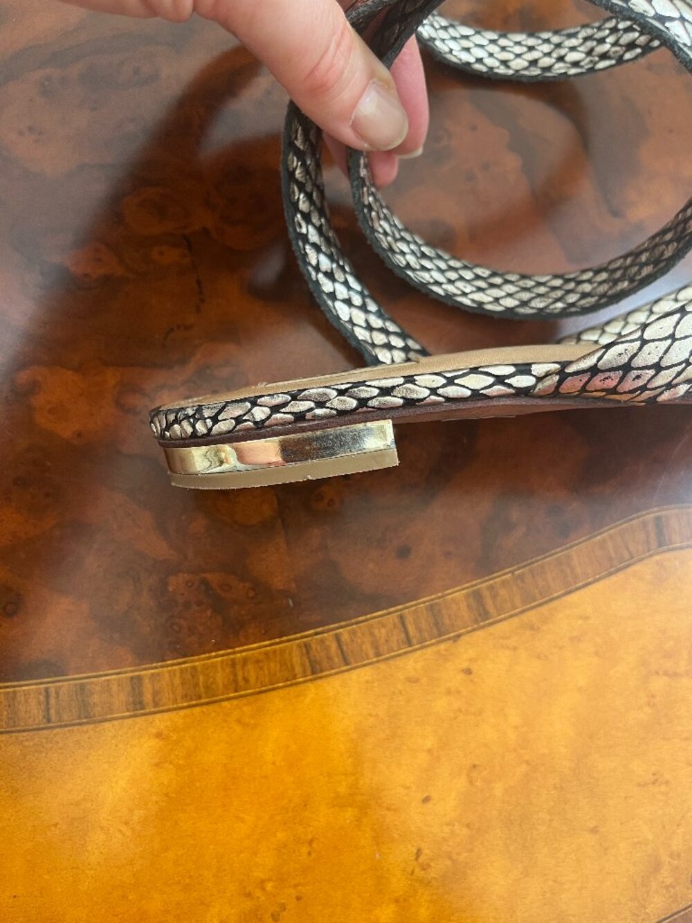 Schutz Gladiator Wrap Around Metallic Snake Print Flat Sandals Size 6.5 - Picture 6 of 10